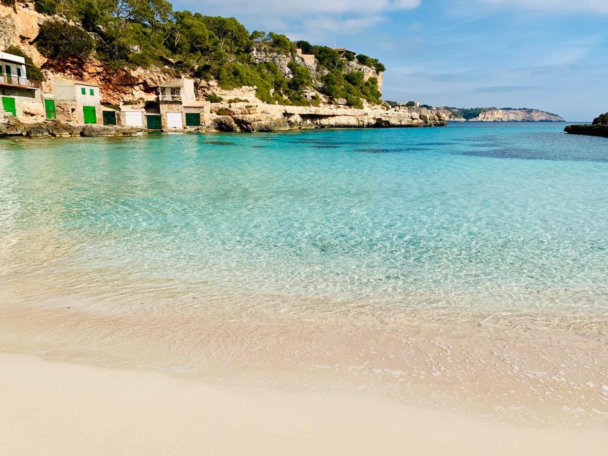 Hostal Cala Llombards Zewnętrze zdjęcie