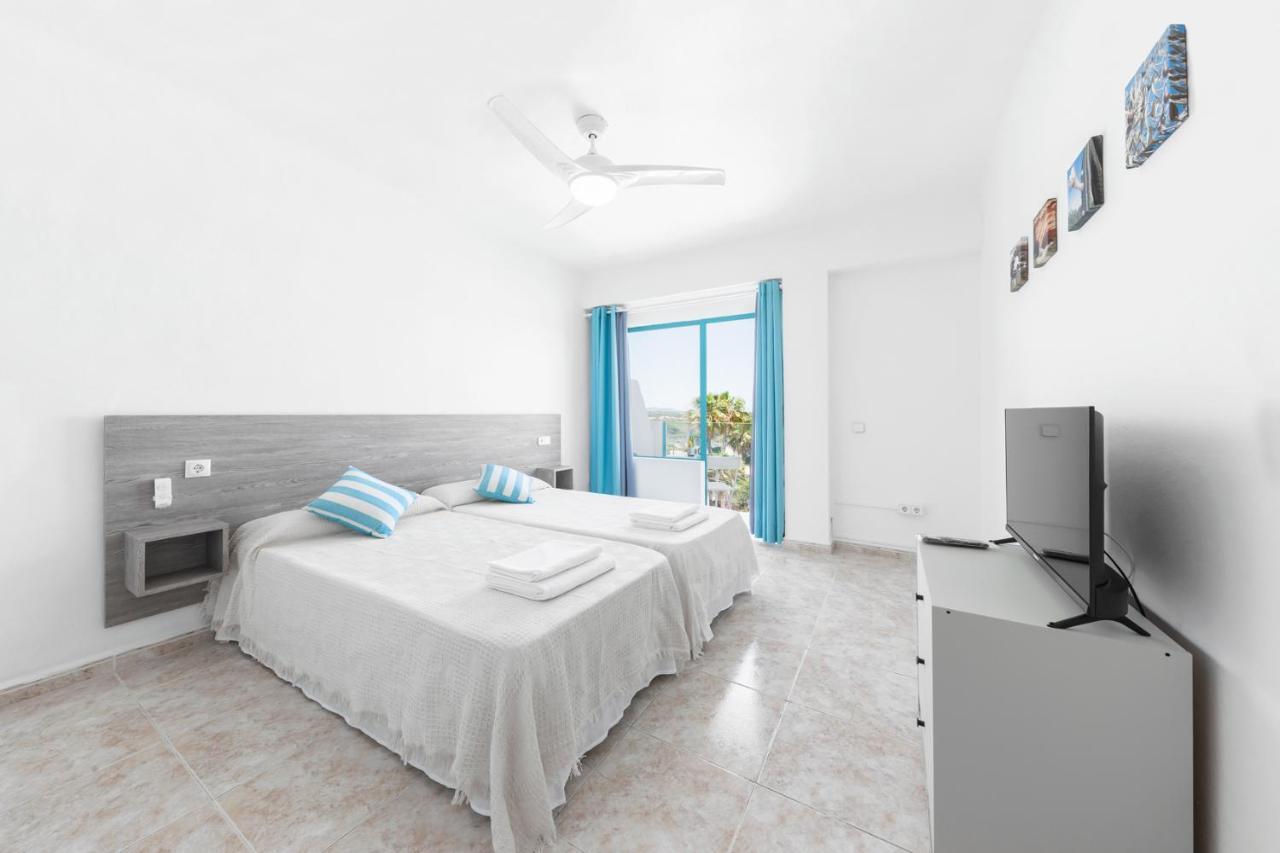 Hostal Cala Llombards Zewnętrze zdjęcie