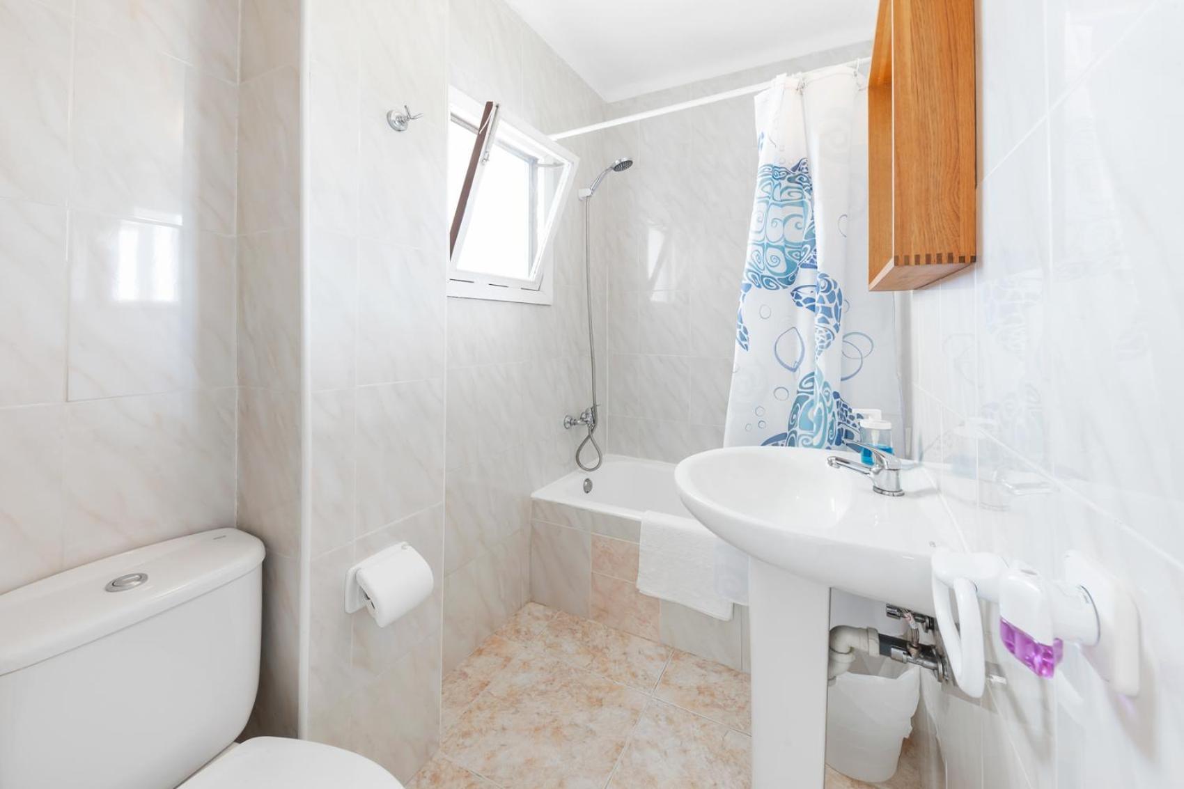 Hostal Cala Llombards Zewnętrze zdjęcie
