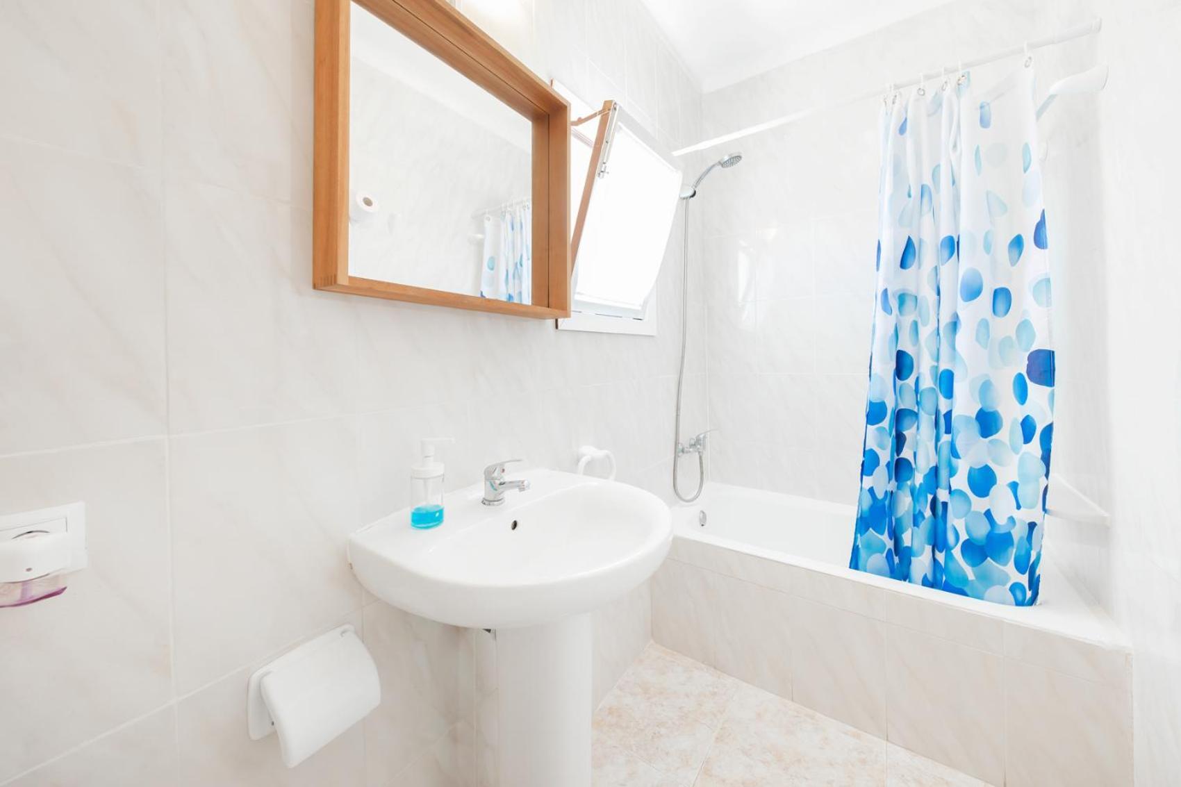 Hostal Cala Llombards Zewnętrze zdjęcie