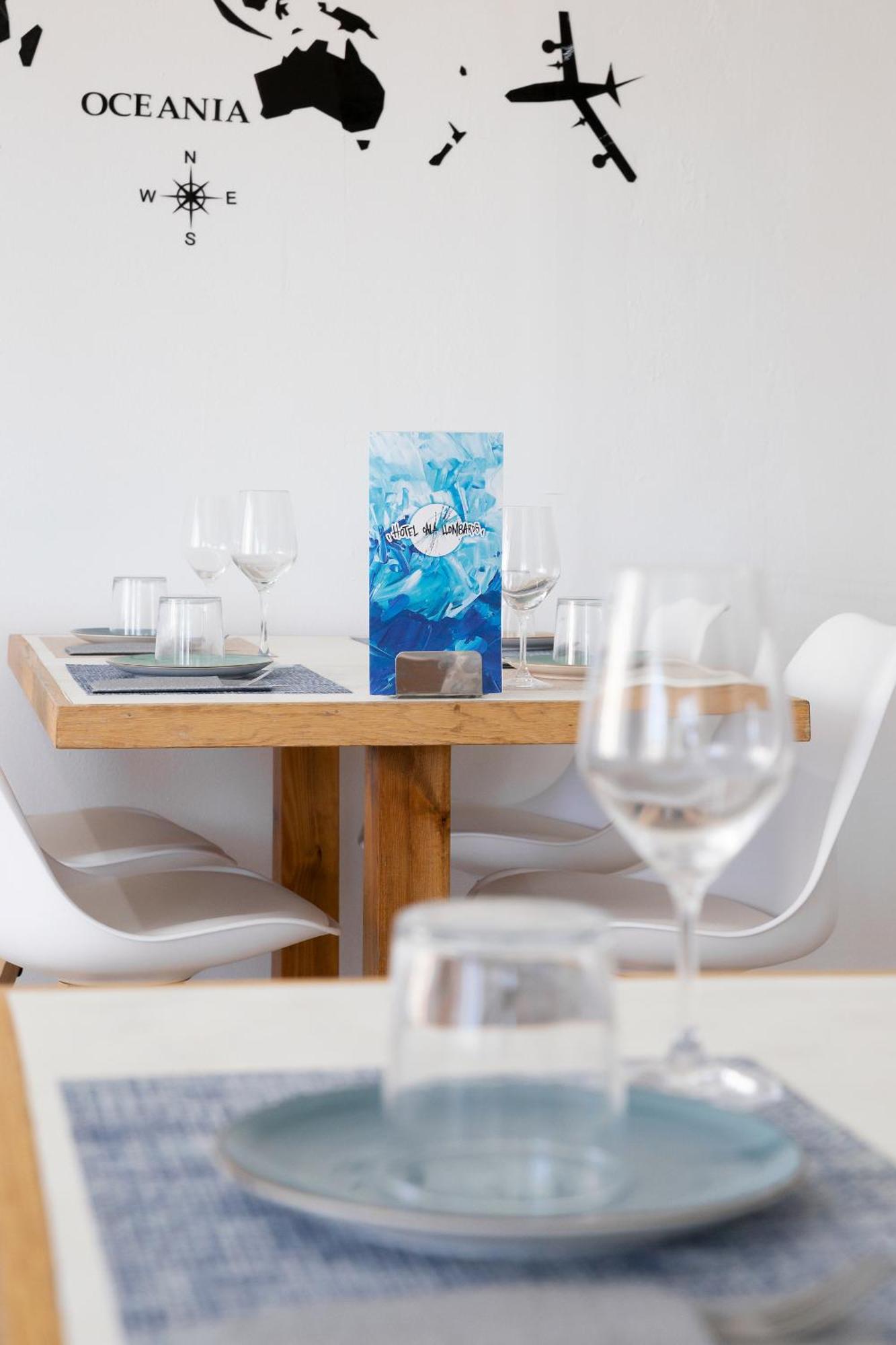 Hostal Cala Llombards Zewnętrze zdjęcie