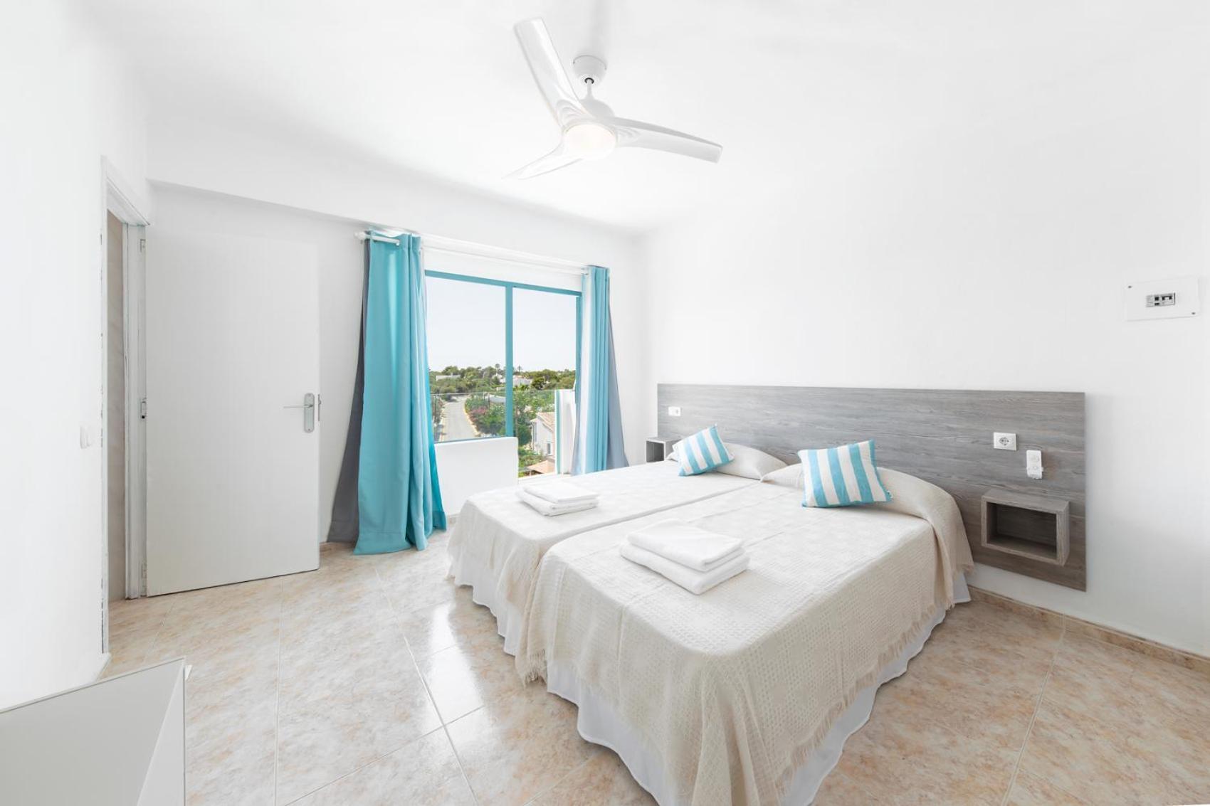 Hostal Cala Llombards Zewnętrze zdjęcie